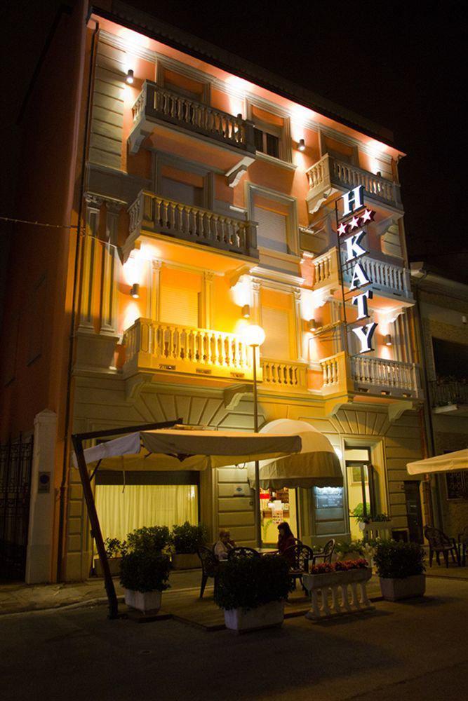 Hotel Katy Viareggio Exterior photo