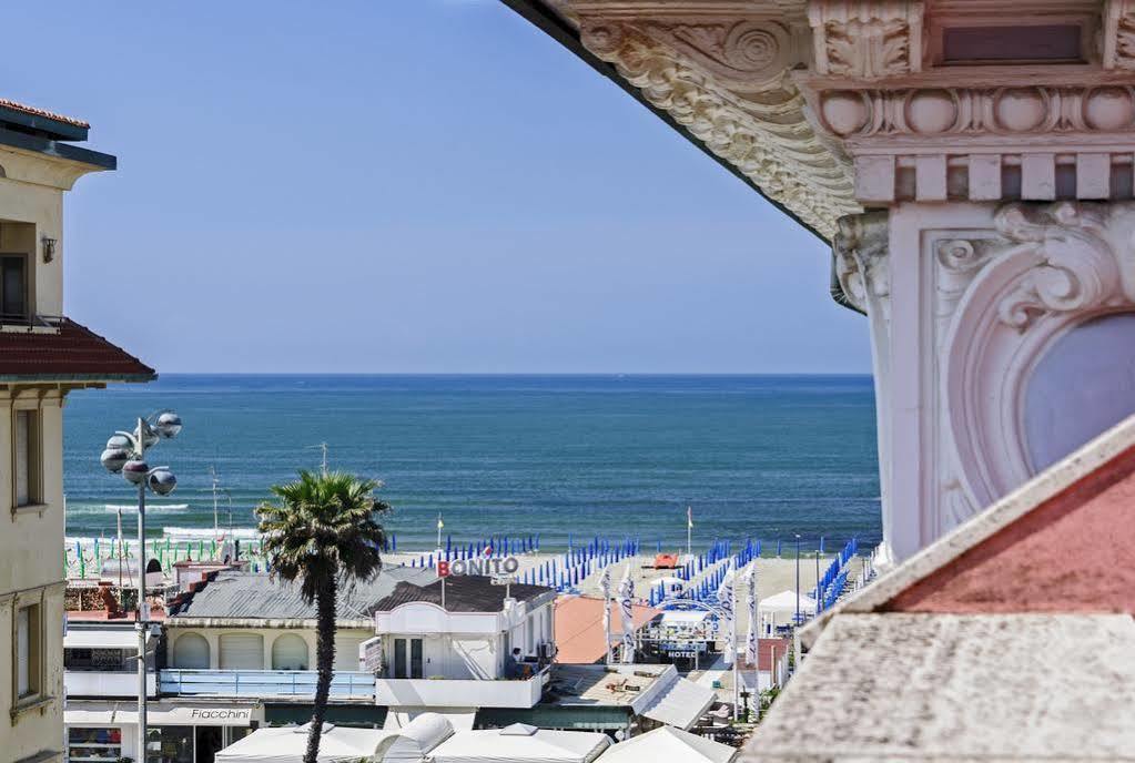 Hotel Katy Viareggio Exterior photo